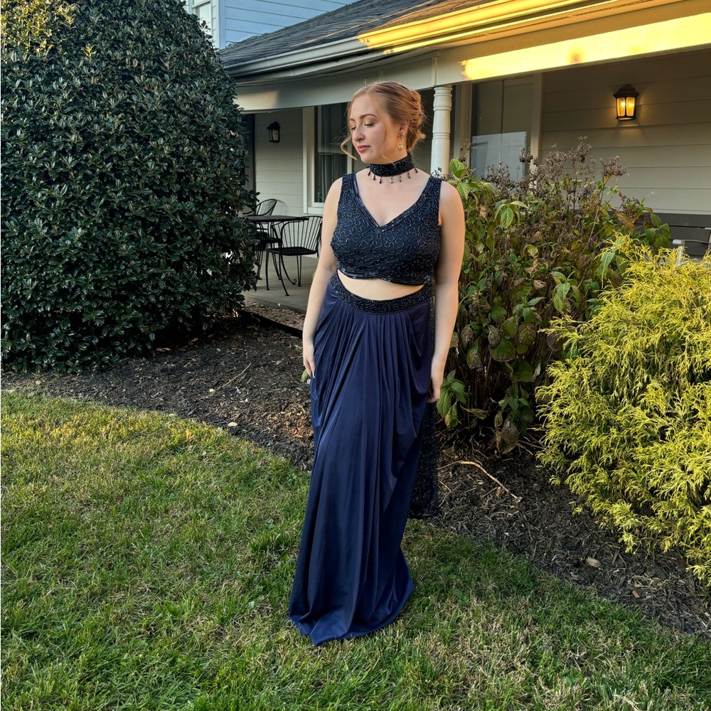 Elegant Navy Blue Women’s Saree with Beaded Bodice
